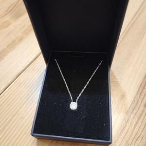 Silver Round Cubic Zirconia Pendant Necklace - White